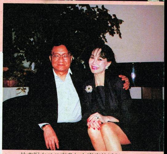 非常女生-一代才女的陨落 香港著名作家林燕妮病逝